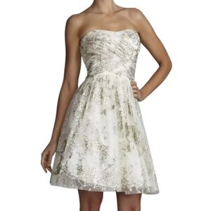 Hailey For Adrianna Papell Cream and Gold Strapless Formal Dress Size 4